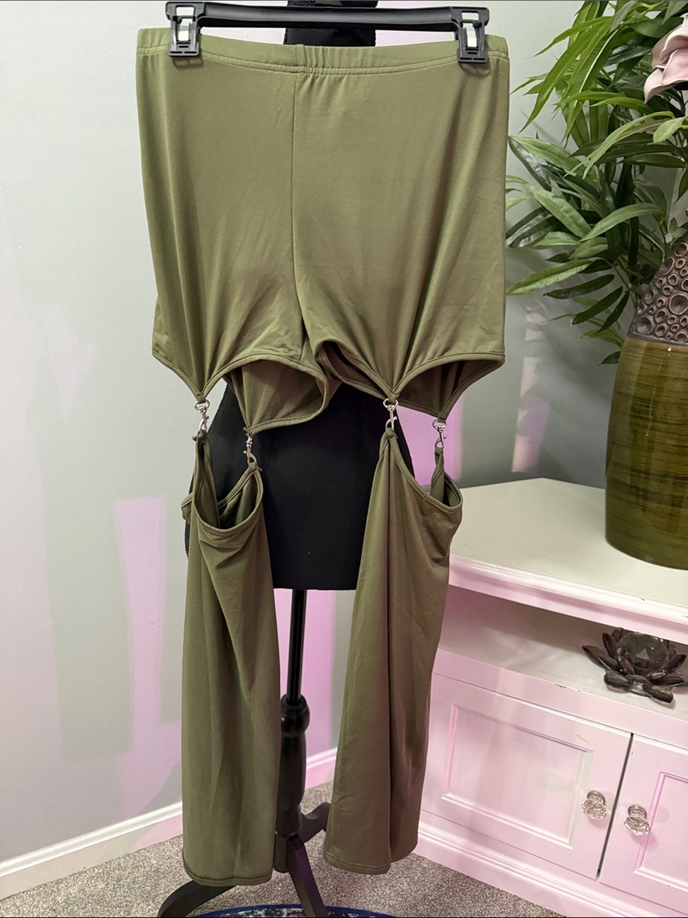 Olive green cut out flare trouser/flare bottoms stretchy elastic waist pants